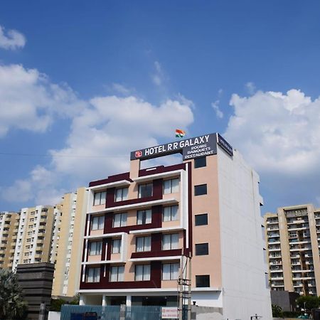 Rr Galaxy Hotel Gurgaon Exterior foto